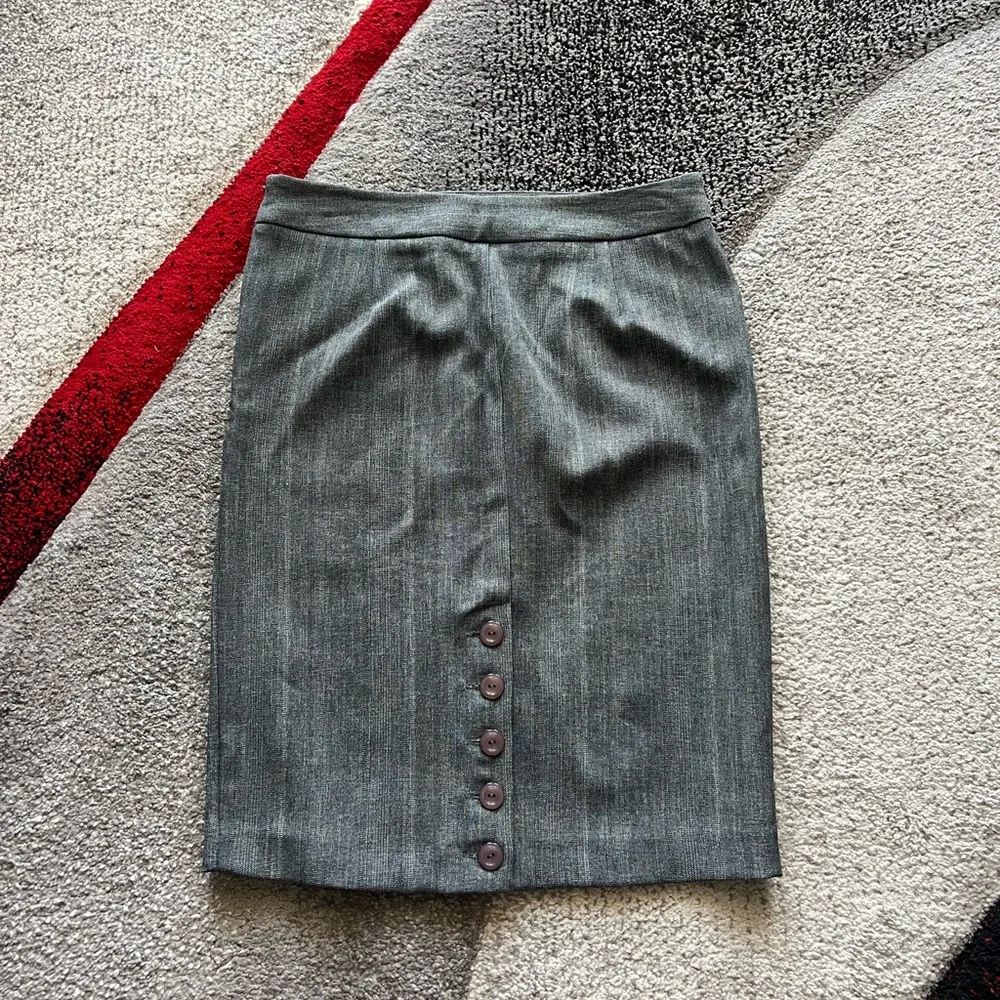 Assorted Career Core Blazer, Skirt And Cropped Pants Bundle - Picture 11 of 12